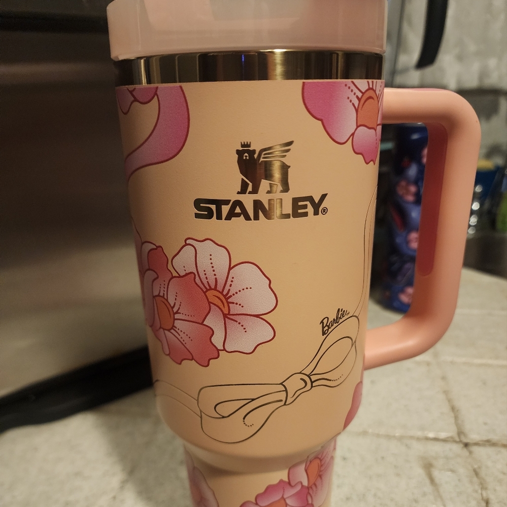 STANLEY peaches and cream barbie series 40OZ.STANLEY TUMBLER AUTHENTIC !